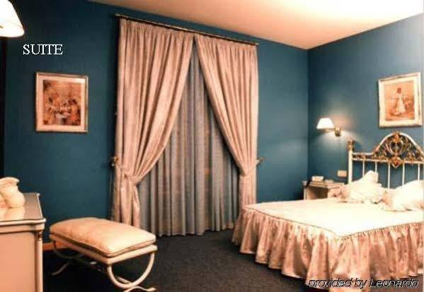 Hotel Zodiaco Bailén Zewnętrze zdjęcie